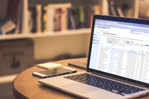 HostTracker - Služba monitorování stránek 